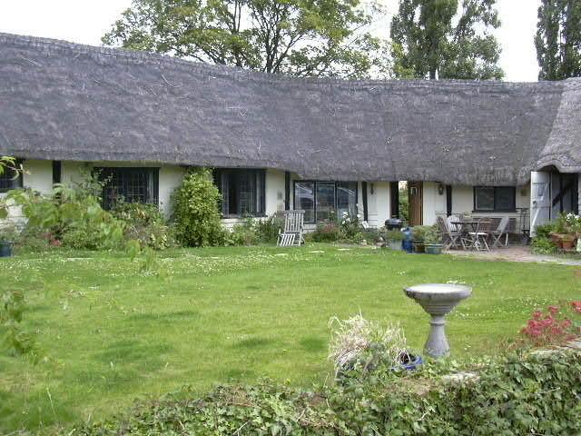 Church Hall Farm Bed And Breakfast Broxted Buitenkant foto
