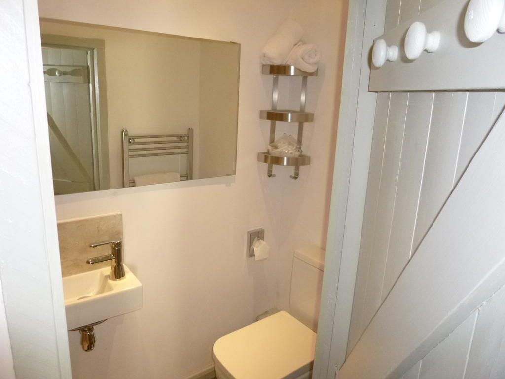 Church Hall Farm Bed And Breakfast Broxted Kamer foto