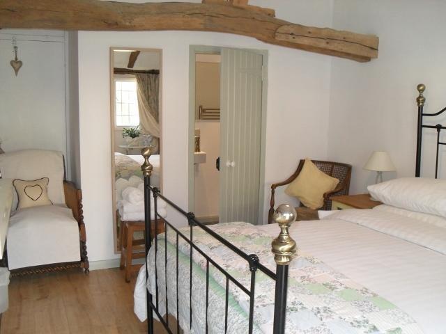 Church Hall Farm Bed And Breakfast Broxted Kamer foto